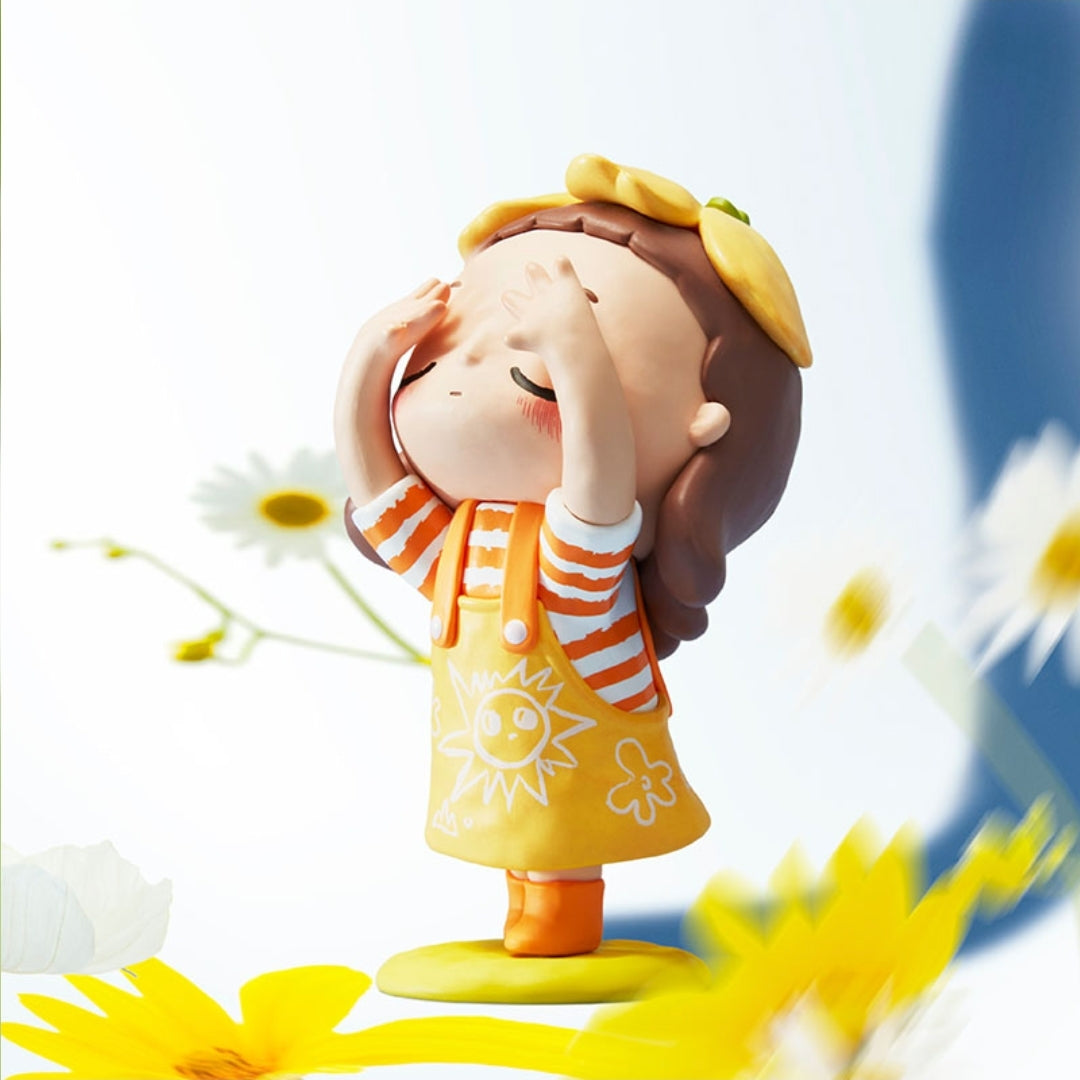 【pre order July 25th】POP MART Nyota I Am The Seasons Series toy surprise box Dolls