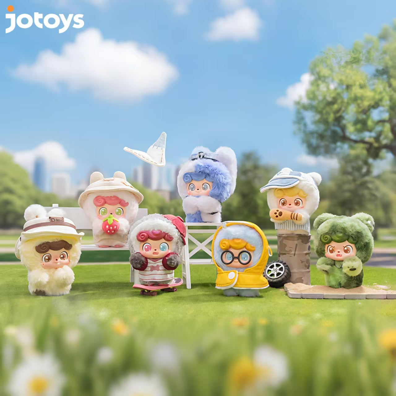 Qkid Outdoor Activities Series toy surprise box Dolls