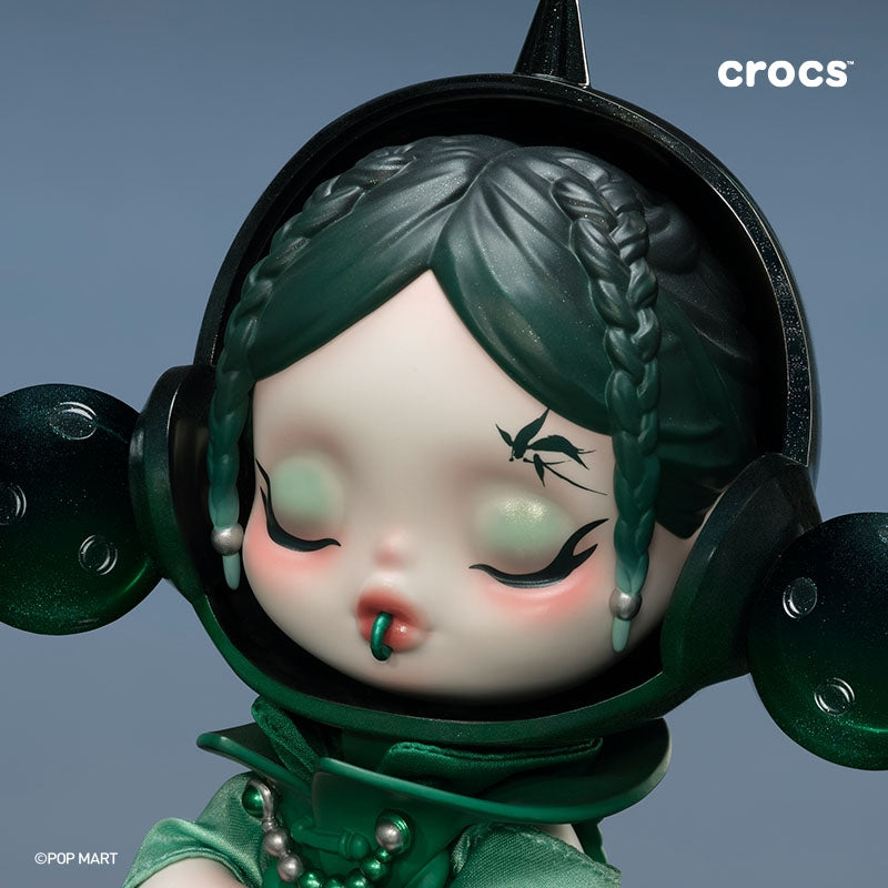 【preorder September 19th】POP MART Skullpanda x CROCS OOTD Figurine Dolls