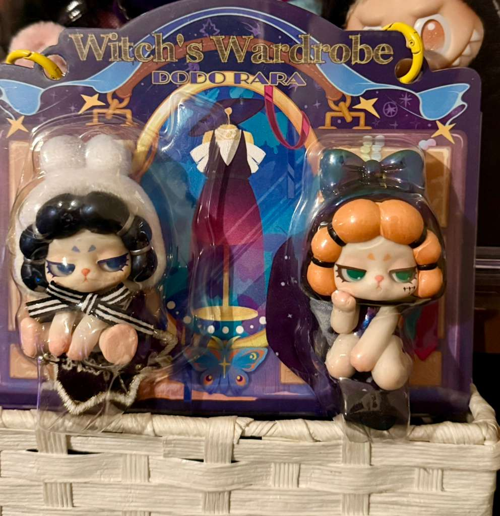 Kristen Link - Confirm Item
