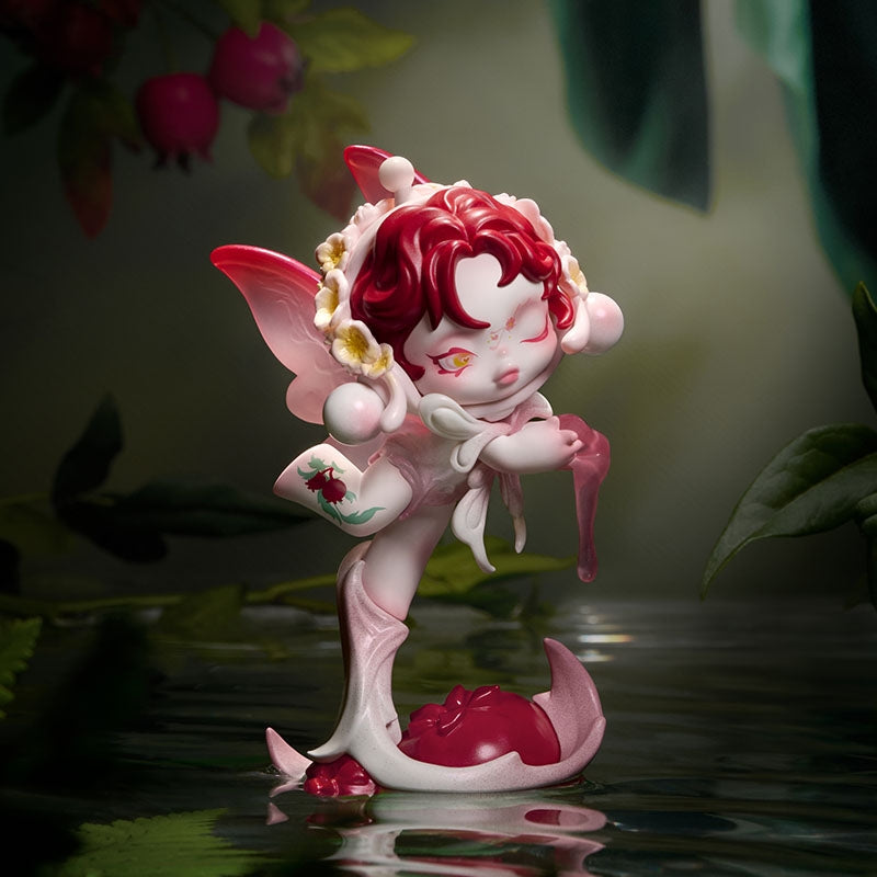 【preorder】POP MART SKULLPANDA Petals in Four Acts Series toy surprise box Dolls