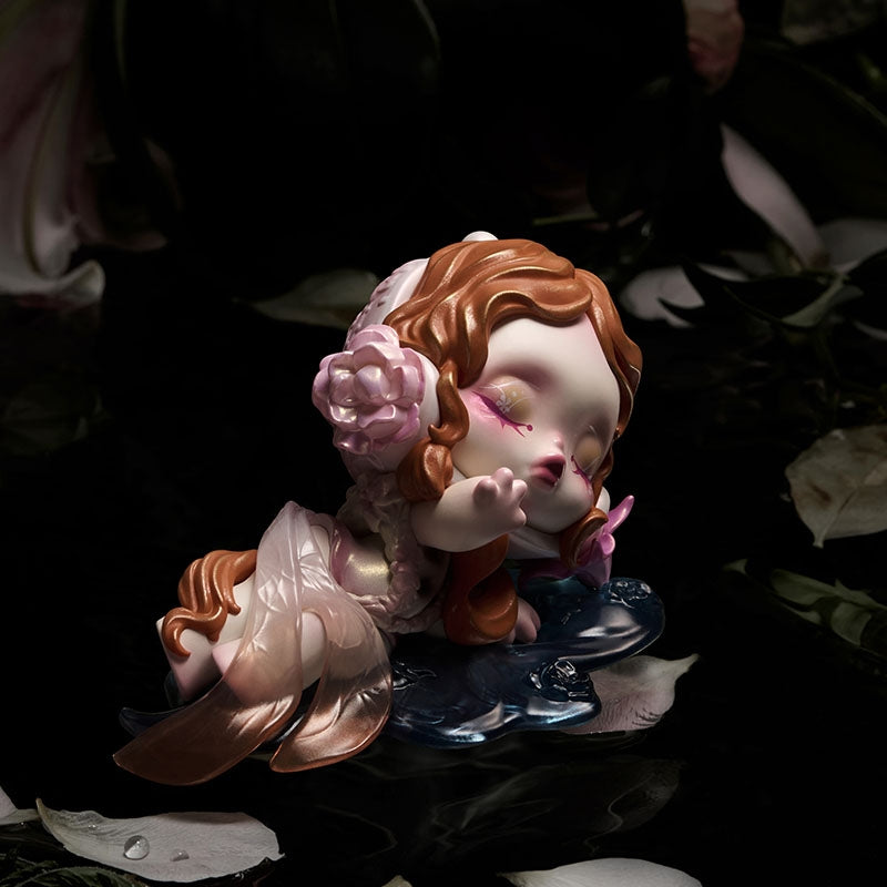 【preorder】POP MART SKULLPANDA Petals in Four Acts Series toy surprise box Dolls