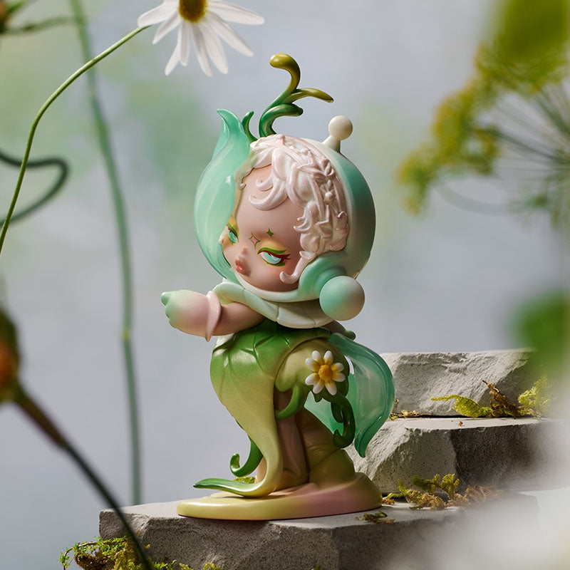 【preorder】POP MART SKULLPANDA Petals in Four Acts Series toy surprise box Dolls