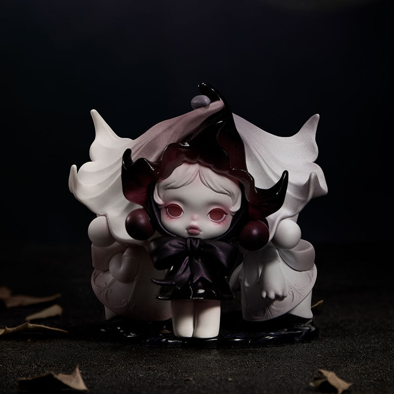 【preorder】POP MART SKULLPANDA Petals in Four Acts Series toy surprise box Dolls