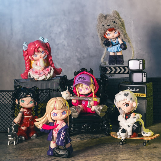 【preorder June 15th】Dora On My Way Series toy surprise box Dolls
