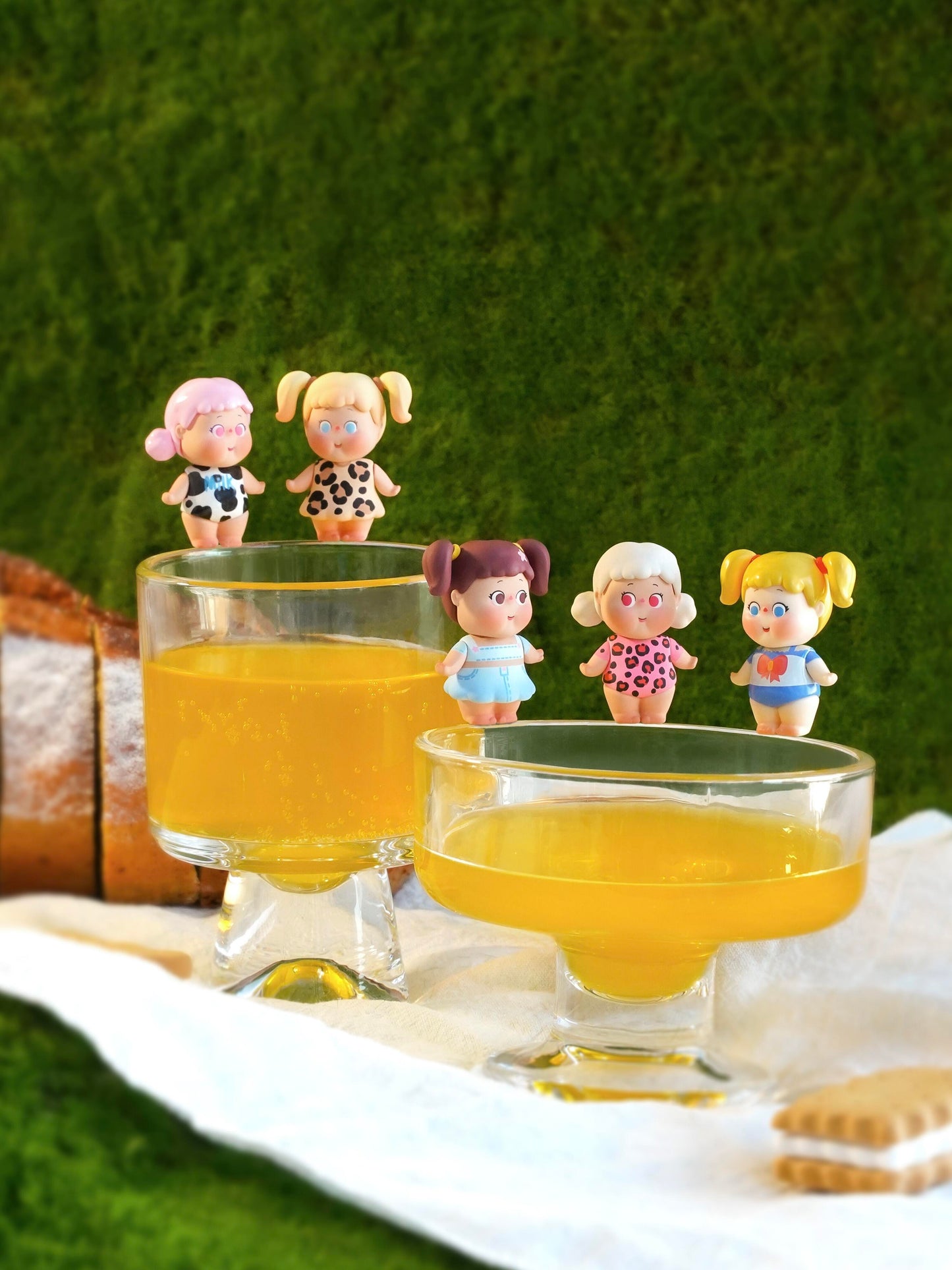 Hello, Valala Queen Minibean toy surprise box Dolls