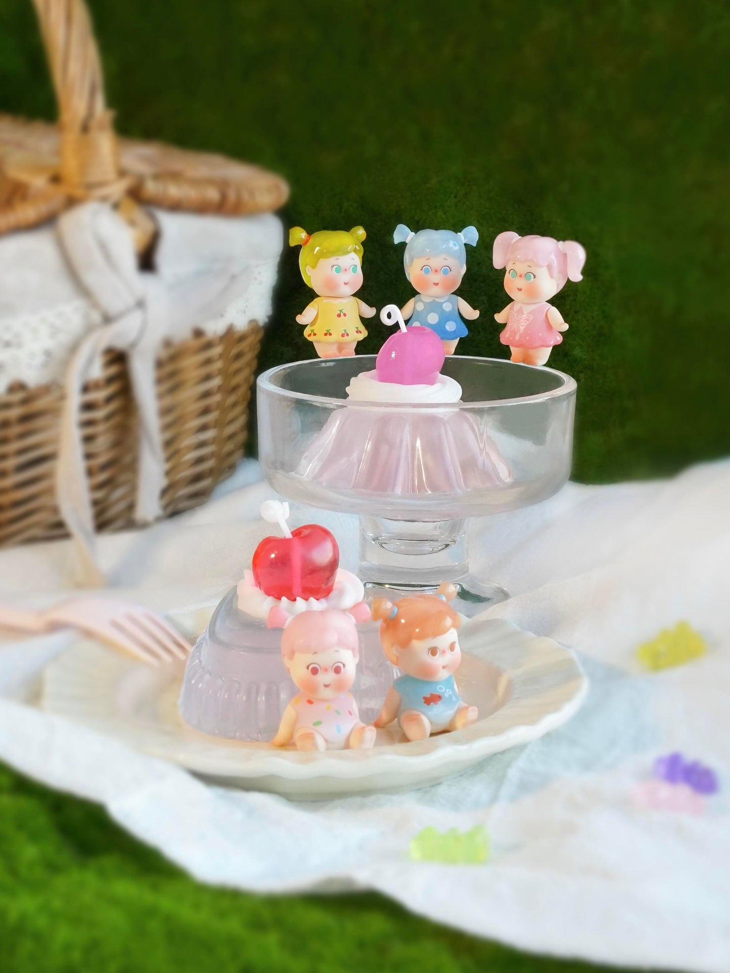 Hello, Valala Queen Minibean toy surprise box Dolls