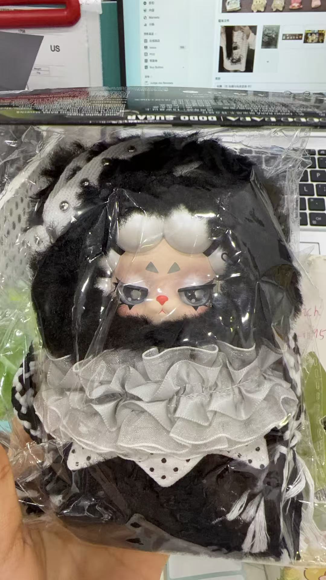 Felicia Link - Confirm Item