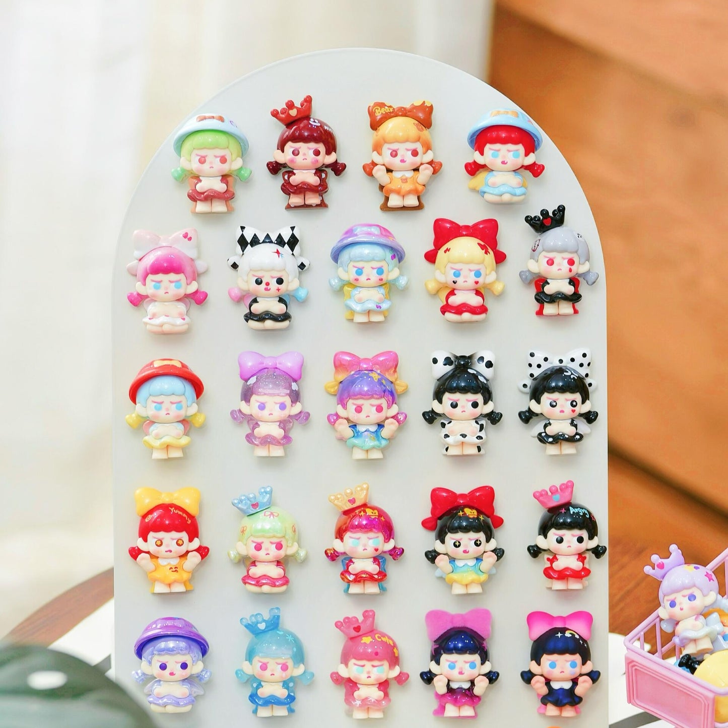 Sunnie Emotional Little Queen Minibean Series toy surprise box Dolls