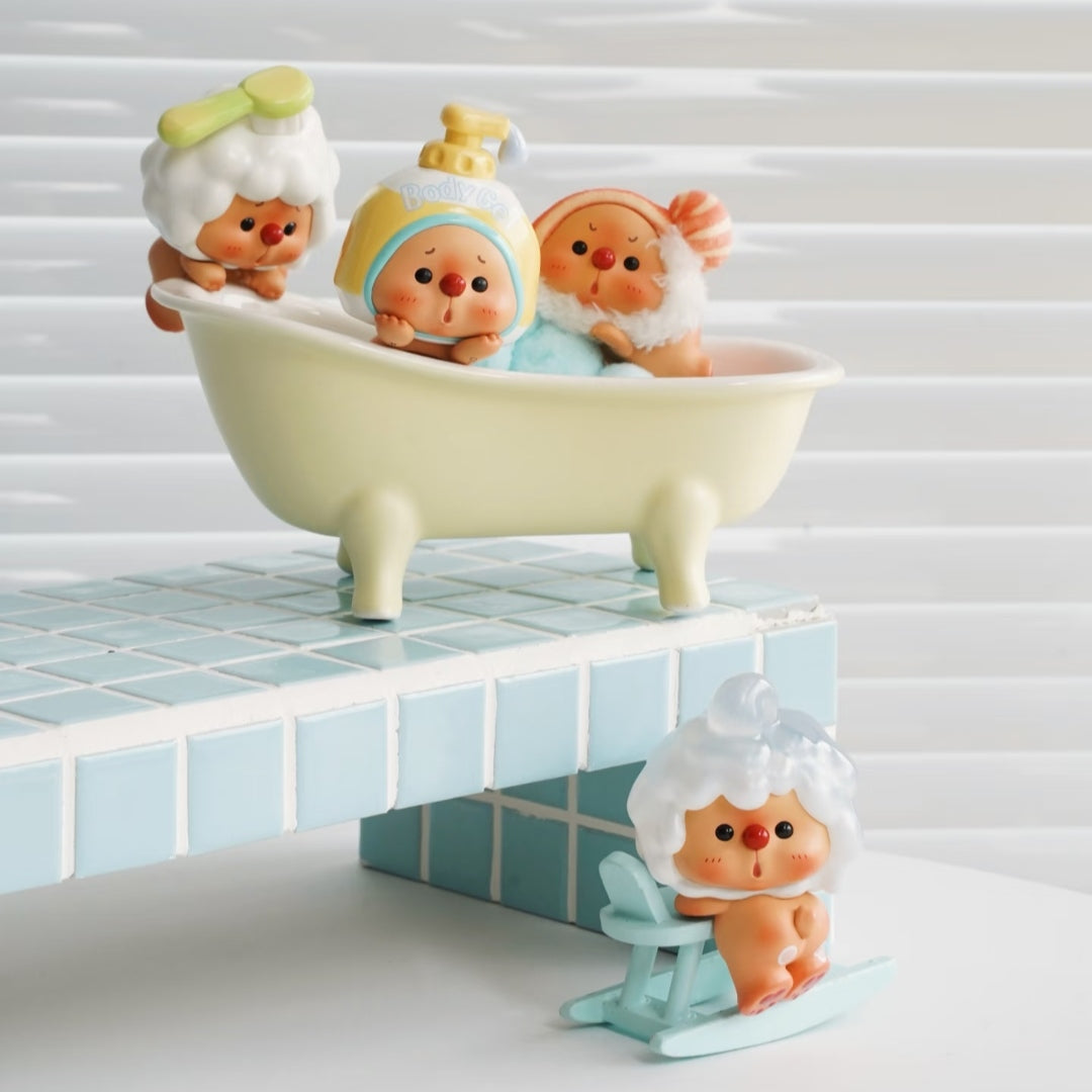 OYO Bathroom Adventure Mini Series toy surprise box Dolls